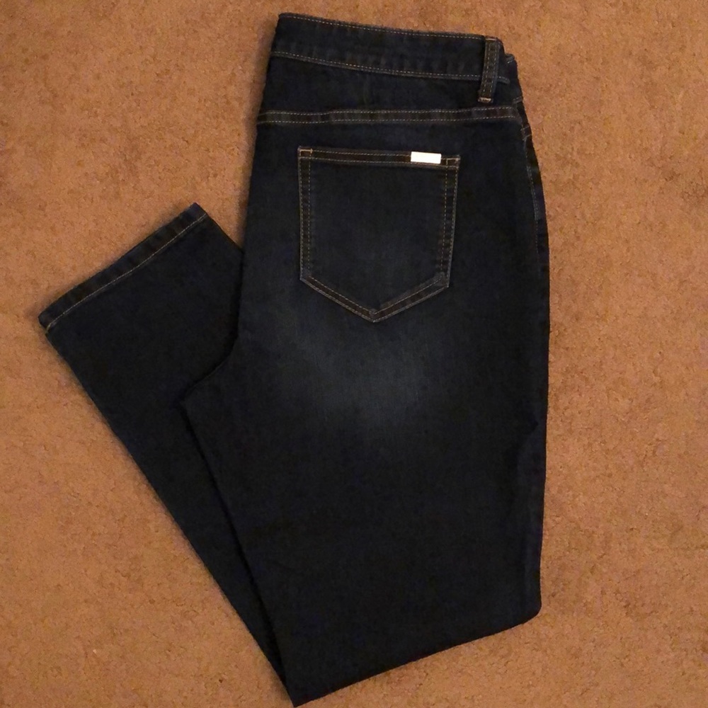 Jennifer Lopez Mid Rise Straight -Leg Jeans
